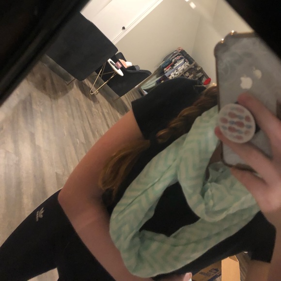 Scarf - Picture 2 of 3